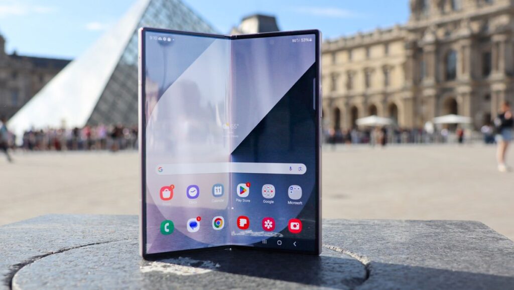 El Samsung Galaxy Z Fold 7 podría tener una estructura más delgada y un S Pen inspirado en Apple