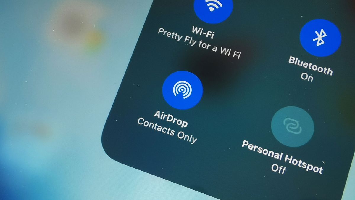 La UE podría obligar a Apple a poner AirDrop y AirPlay en teléfonos Android